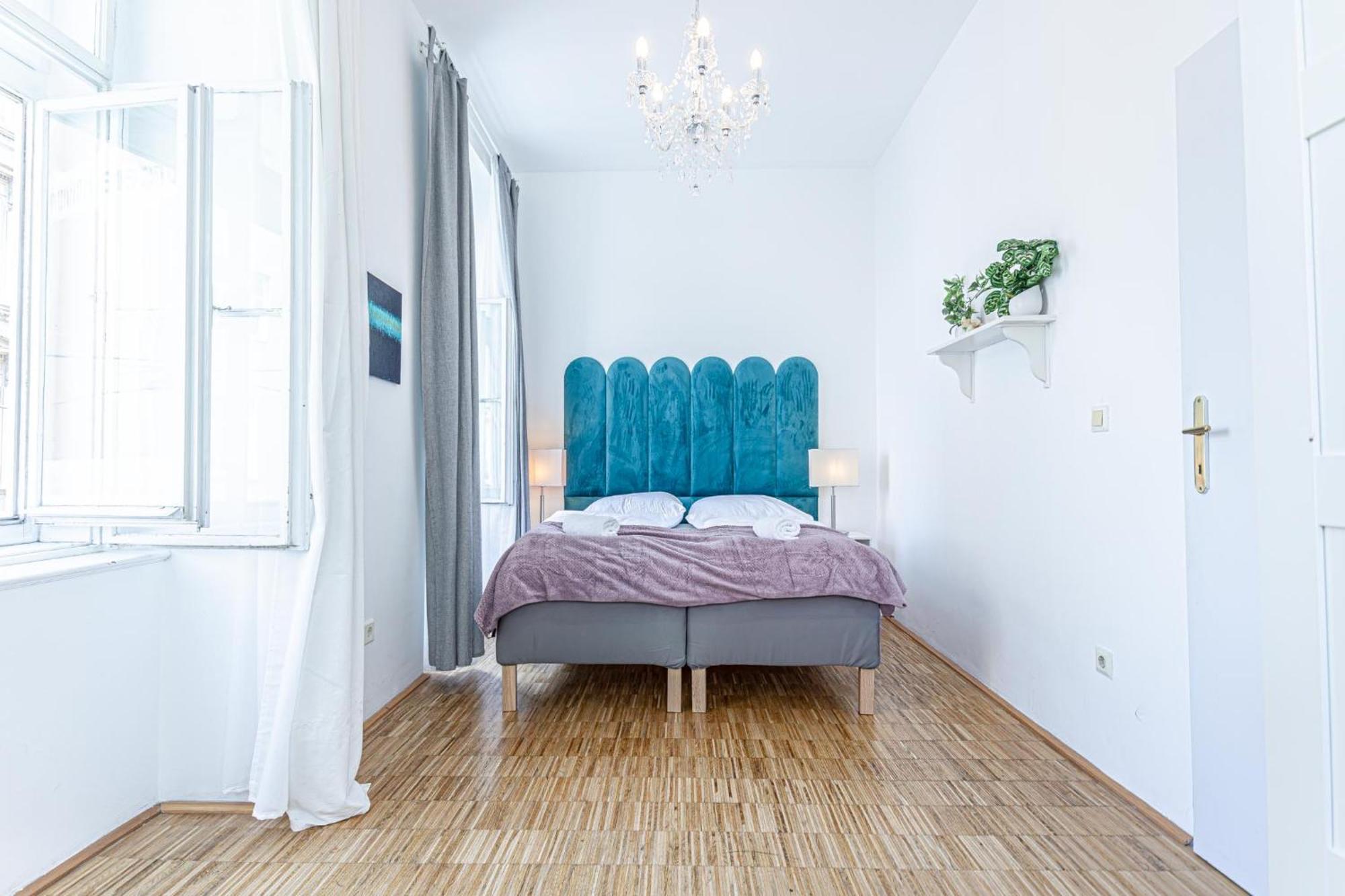 Superior 2BR Apartment - perfect for Longstays Wien Eksteriør billede